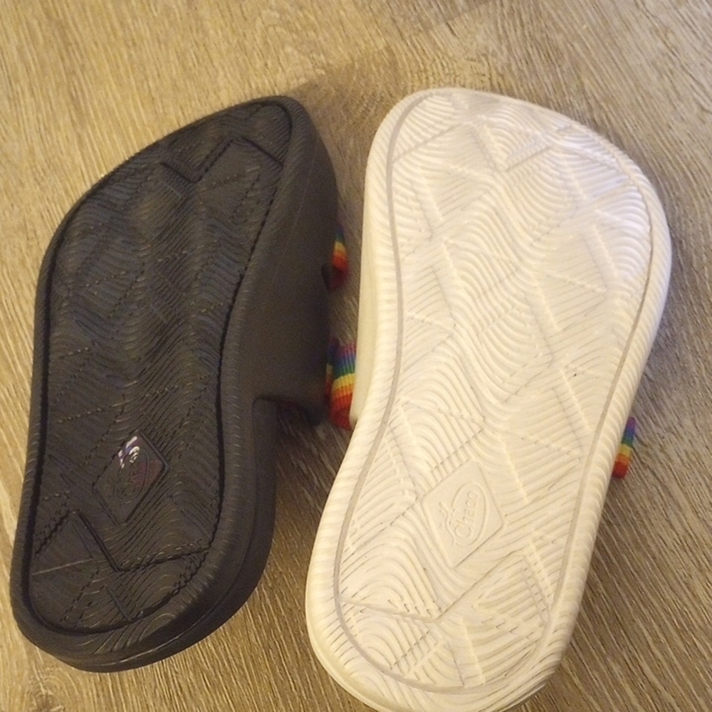 Chaco Rainbow Strap Slide Sandals — Black & White Footbeds - Picture 2 of 3